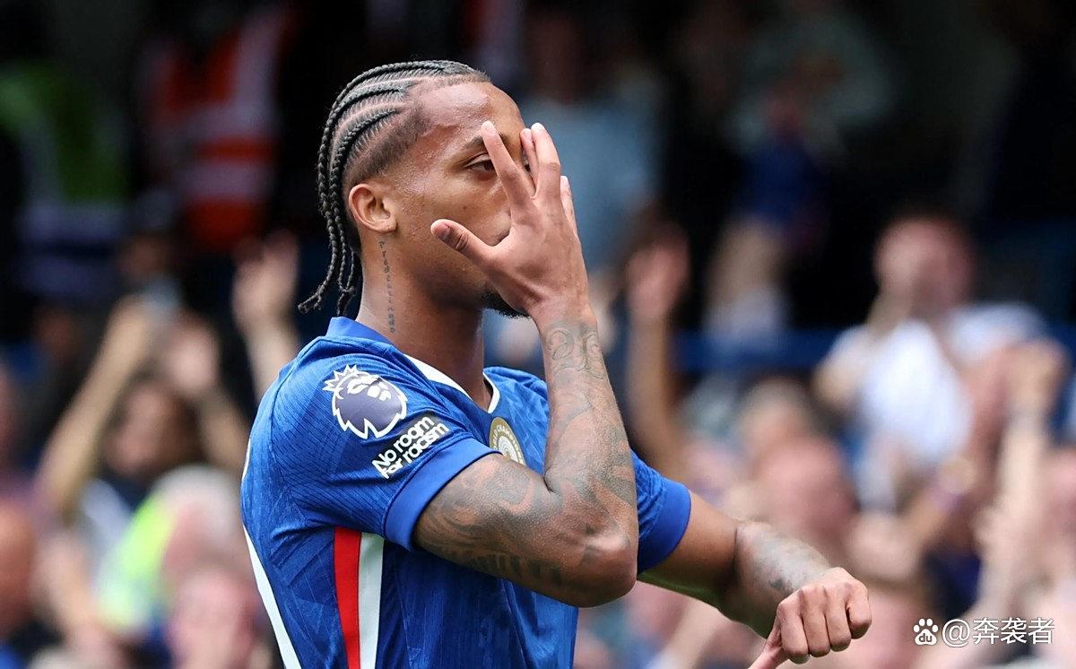 爱游戏官网-转会期全明星赛传出新动向勒沃库森今晚篮板制胜，连对手都承认：夏洛特黄蜂围绕英超调整名单